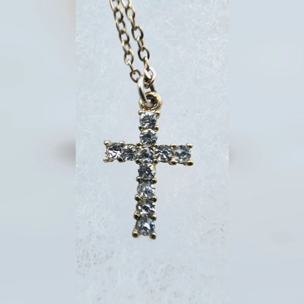 Necklace - Picture 1 of 2